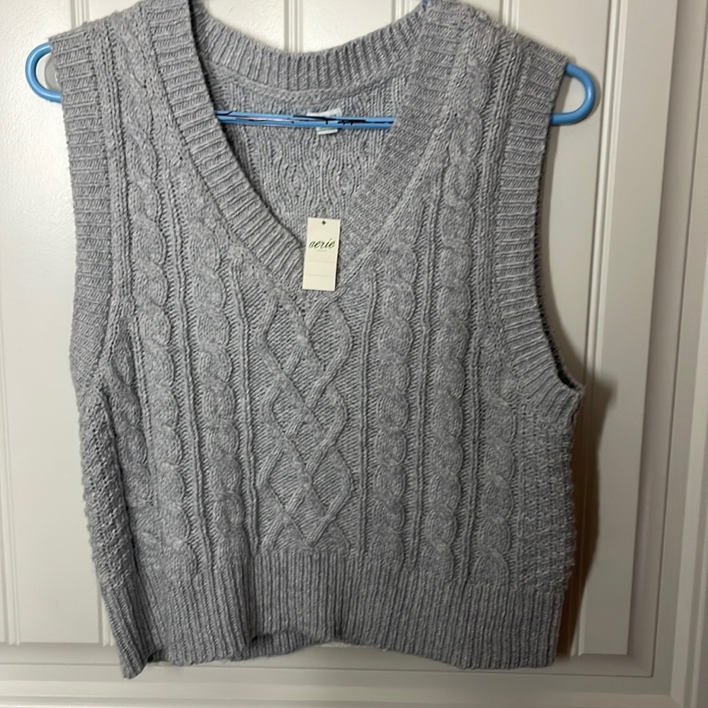 American Eagle Aerie sweater vest grey Sz M new with tags